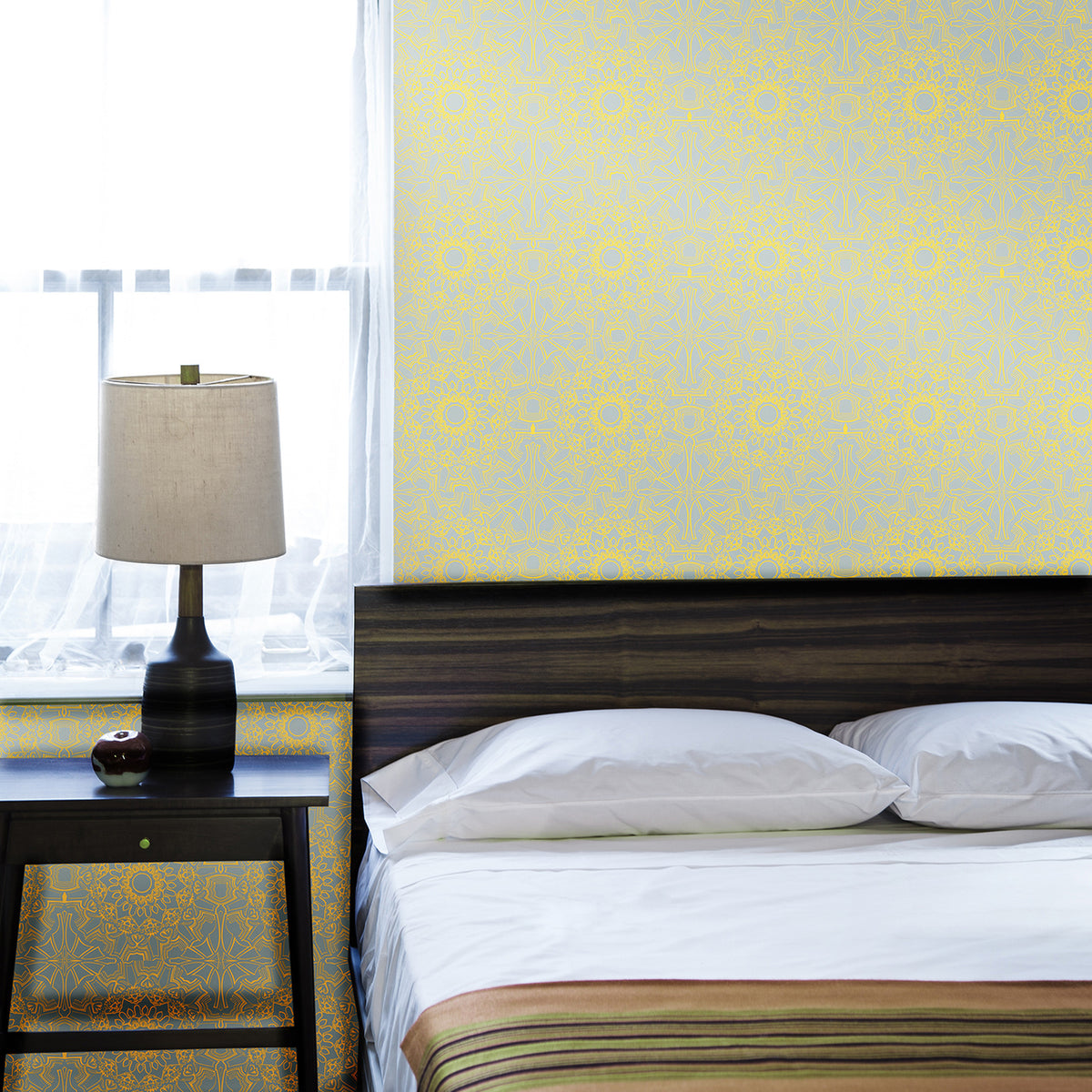Medallion Sunrise Self-Adhesive ME058 Wallpaper