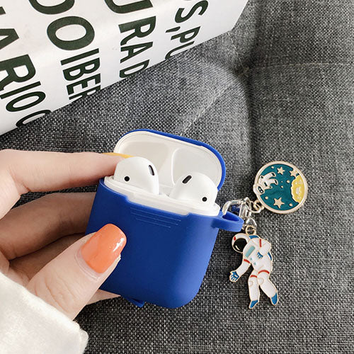 Apple AirPods Protective Silicone Case with Keychain